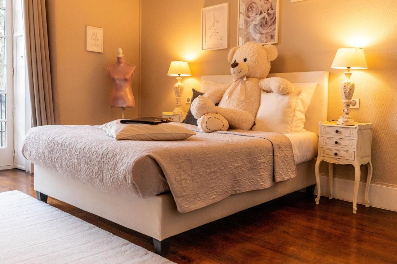 Hotel O Chateau Hayange Экстерьер фото