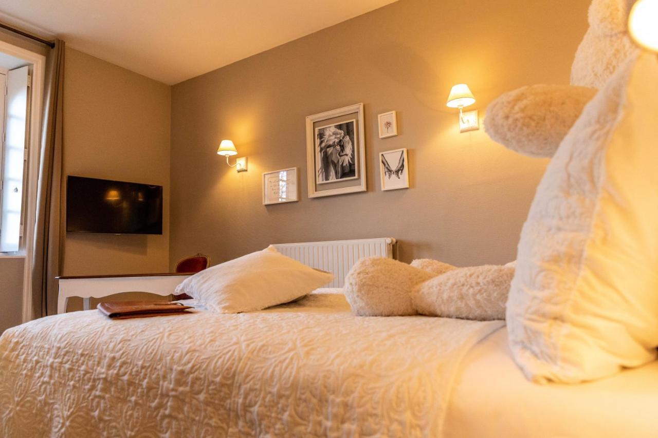 Hotel O Chateau Hayange Экстерьер фото