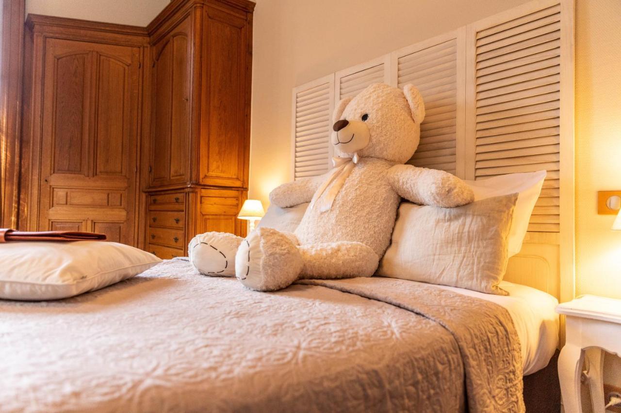 Hotel O Chateau Hayange Экстерьер фото